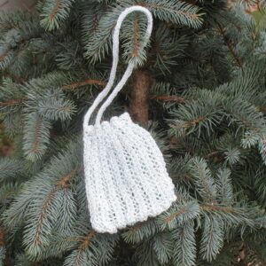 Another Pretty Pattern for a Knit Purse - sample