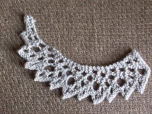 New pattern for lace edgig fro Cornelia Mee's Exercises in Knitting