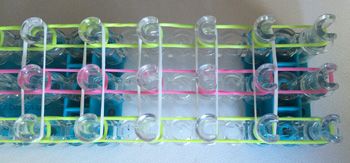 How to add a centre charm to a rainbow loom bracelet 2