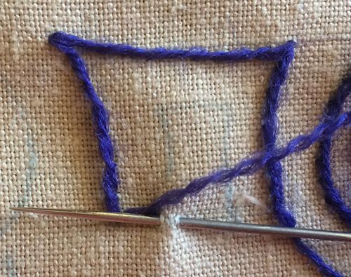 How I Turn Corners in Embroidered Stem Stitch - Part 5