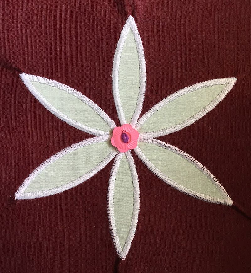 Appliqué Flower on the Singer 401 with the Circular Attachment