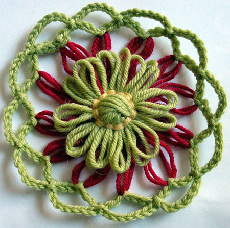 Finished flower with chain stitch edging