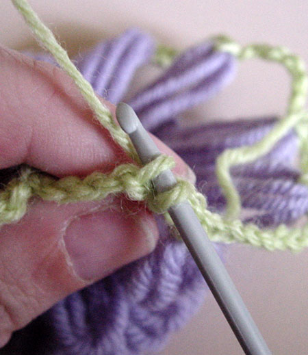 Slip stitches at the beginning of the second round