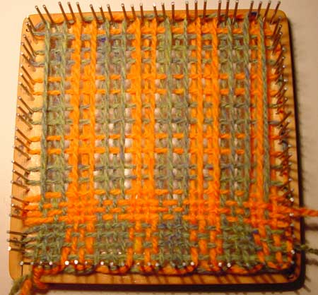 Weaving the check pattern