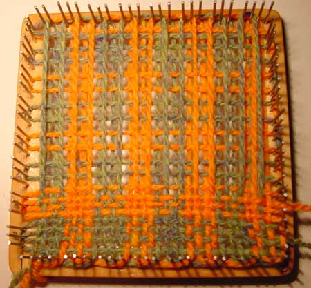 Weaving the check pattern