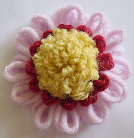 The finished loomed flower