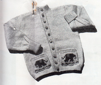 Toddlers cardigan with elephants on the pockets