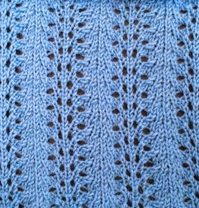 Knitted feather and fan pattern