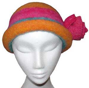 Knit and fulled rolled brim hat