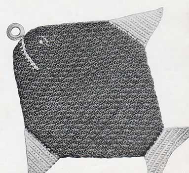 Potholder in the shape of a fish