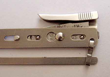 A Singercraft guide knife