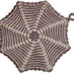 Round Pinwheel Potholder