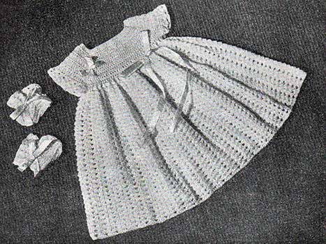 crochet baby dress with shell stitch skirt, short sleeves and matching booties 