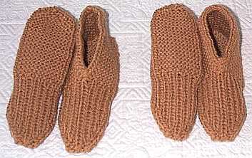 Brioche ribbed slippers