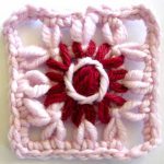 Loomed Flower and Grid Combination