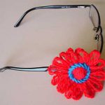 Decorate Your  Glasses with Loomed Flowers