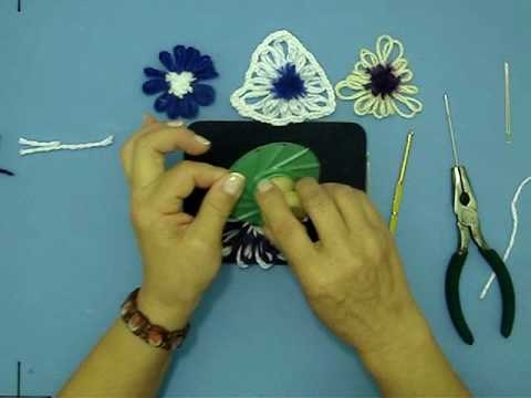 Pom pom flowers on a Telarin loom